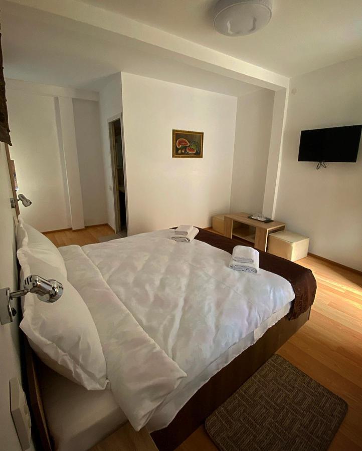 Ullysses Guest House Brasov Exterior photo